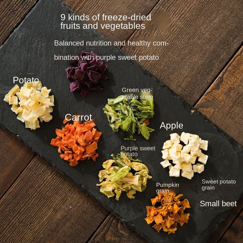 Fruit and vegetable freeze-dried pet snacks